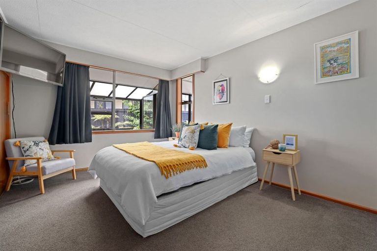 Photo of property in 197 Springs Road, Hornby, Christchurch, 8042