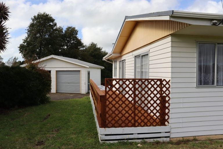 Photo of property in 203 Corbett Road, Paraite, New Plymouth, 4373