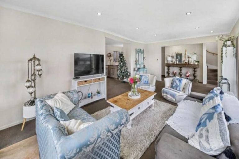 Photo of property in 44a Crossandra Drive, Mangere, Auckland, 2022