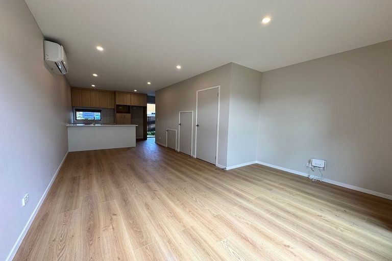 Photo of property in 38 Whati Lane, Henderson, Auckland, 0612