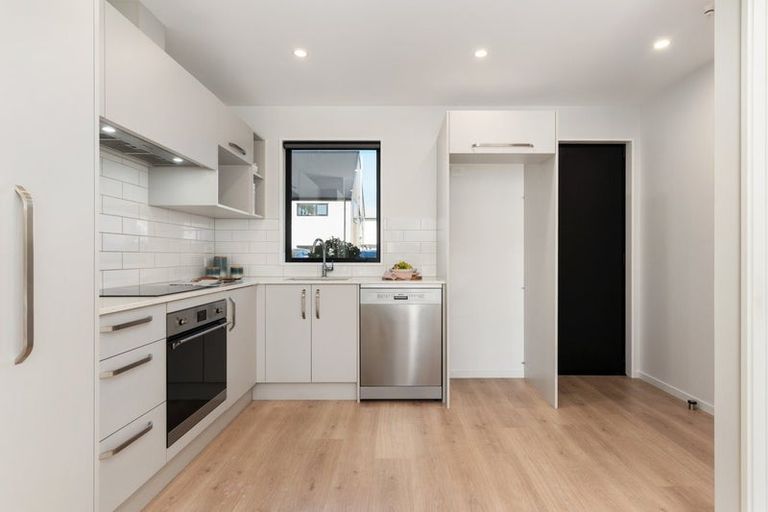 Photo of property in 5/64 Brockworth Place, Riccarton, Christchurch, 8011