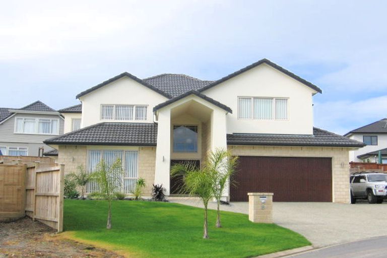 Photo of property in 8 Fintry Place, Flat Bush, Auckland, 2016