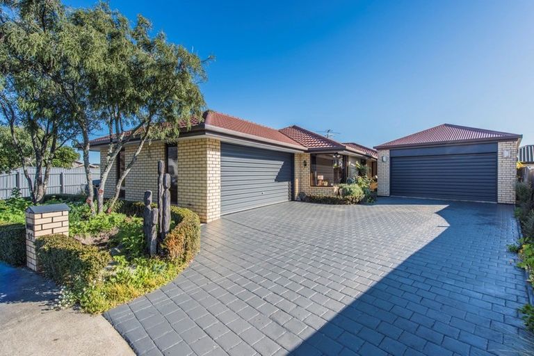 Photo of property in 61 Masefield Street, Stoke, Nelson, 7011