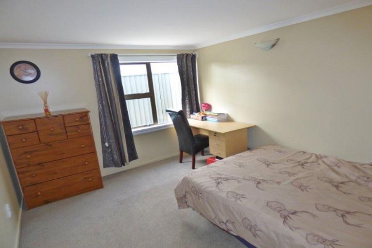 Photo of property in 104 Inniscort Street, Cromwell, 9310