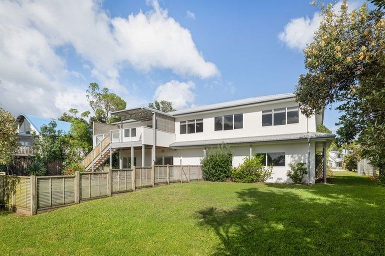 Photo of property in 9 Tuhua Place, Bowentown, Waihi Beach, 3177