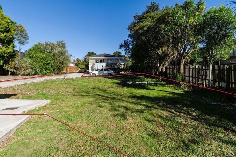 Photo of property in 14a Rosalind Road, Glenfield, Auckland, 0629