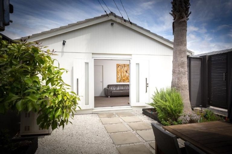 Photo of property in 1/8 George Street, Mount Eden, Auckland, 1024