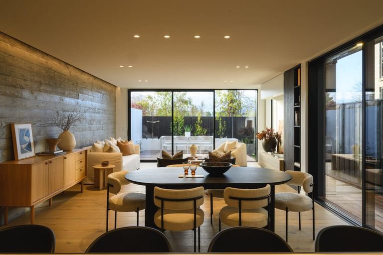 Photo of property in 30a Gracefield Avenue, Christchurch Central, Christchurch, 8013