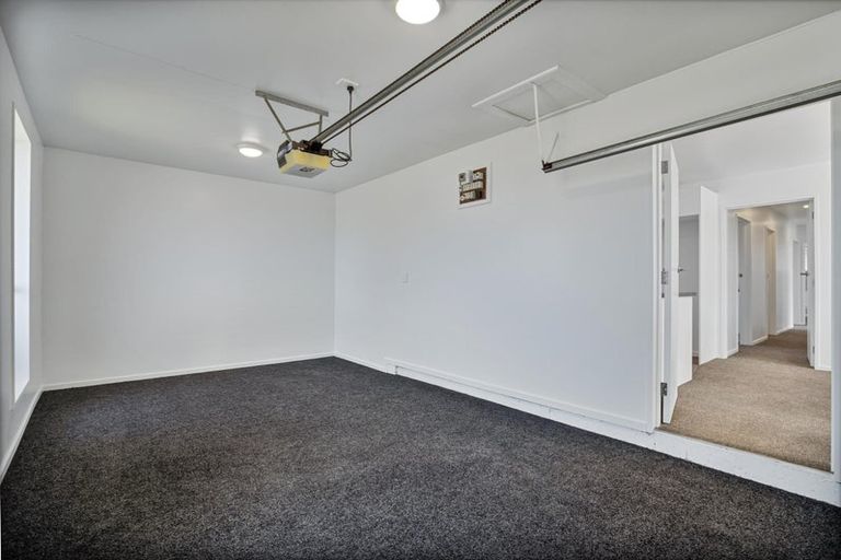 Photo of property in 22 Lake Terrace Road, Burwood, Christchurch, 8061