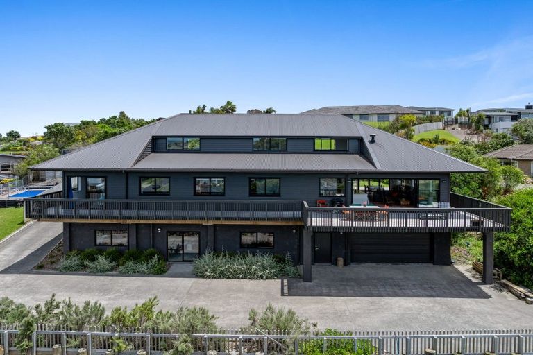 Photo of property in 39 Bayview Park Lane, Orewa, 0931