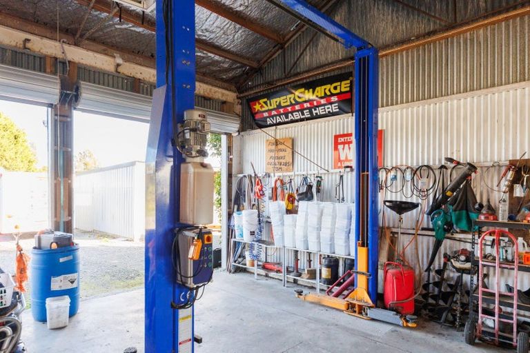 Photo of property in 62 Nga Tawa Road, Marton, 4787