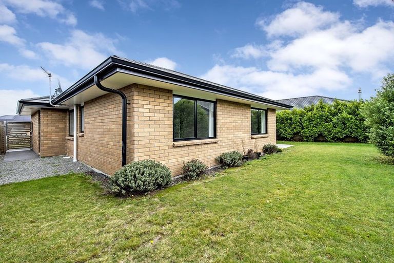 Photo of property in 21 Flint Road, Rolleston, 7614