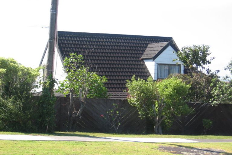 Photo of property in 3/77 Waipa Street, Birkenhead, Auckland, 0626