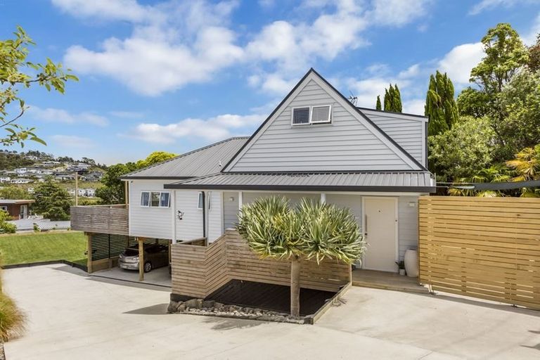 Photo of property in 19 Penton Road, Stanmore Bay, Whangaparaoa, 0932