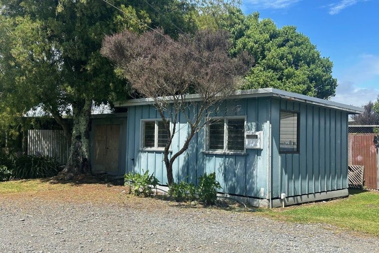 Photo of property in 37 Liverpool Street, Levin, 5510
