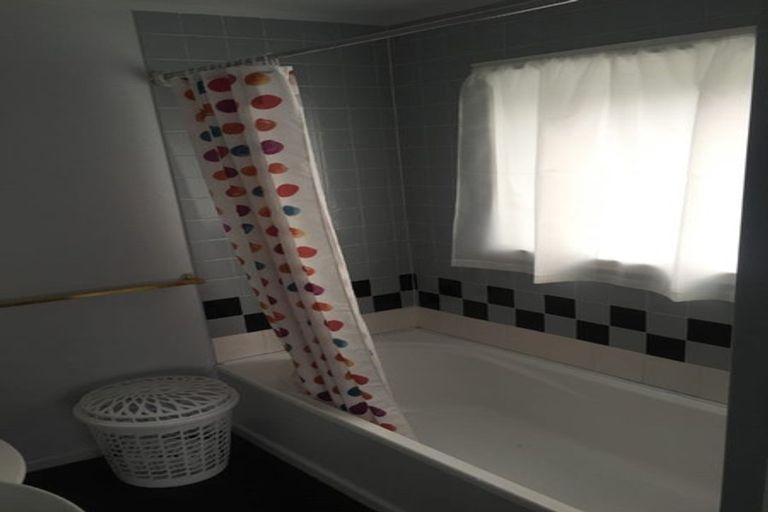Photo of property in Avon Flats, 14/217u The Terrace, Wellington Central, Wellington, 6011