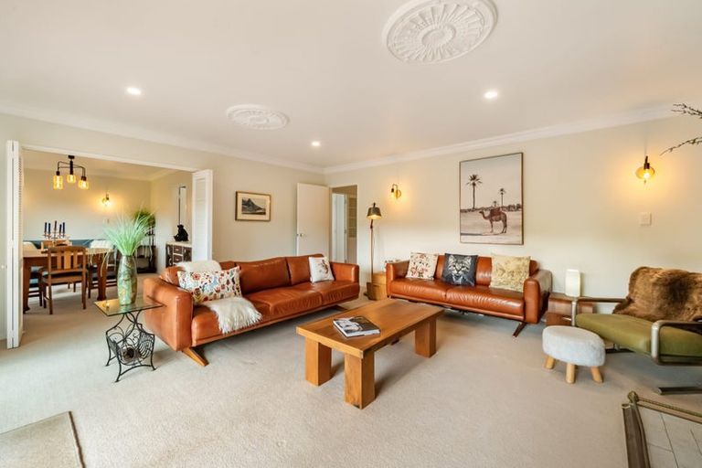 Photo of property in 333 Fergusson Drive, Heretaunga, Upper Hutt, 5018