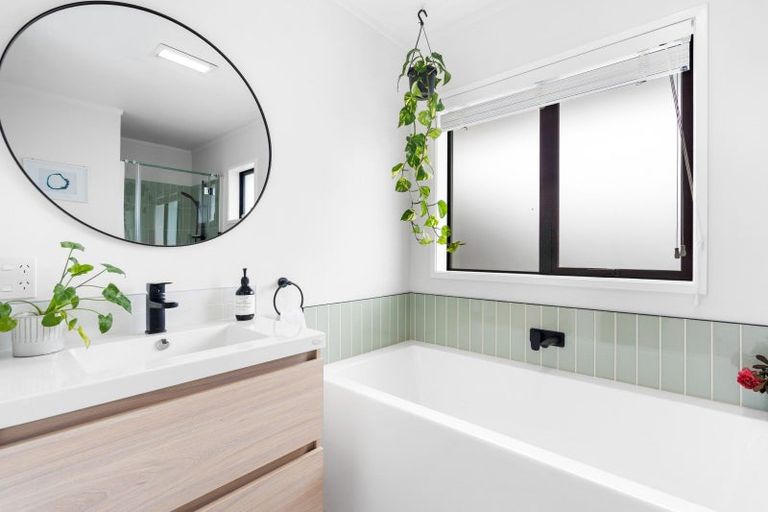 Photo of property in 6 Ranfurly Place, Te Kamo, Whangarei, 0112