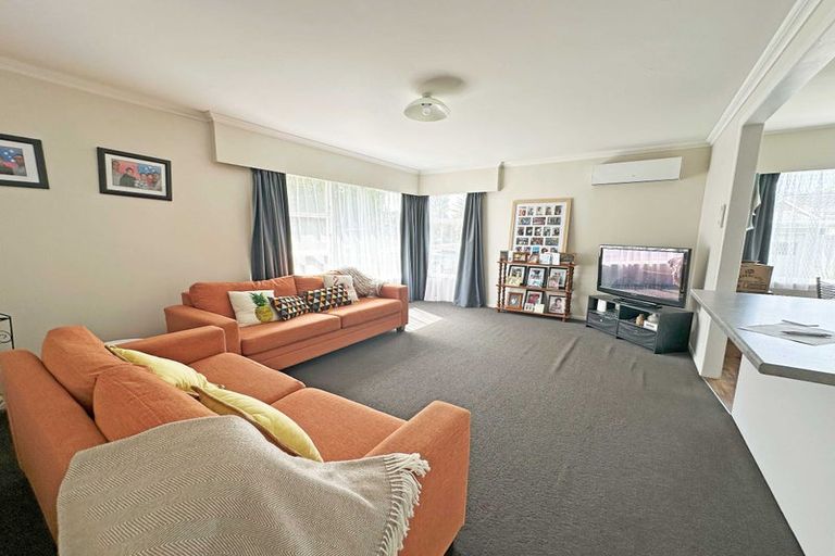 Photo of property in 2 Terence Street, Fairview Downs, Hamilton, 3214