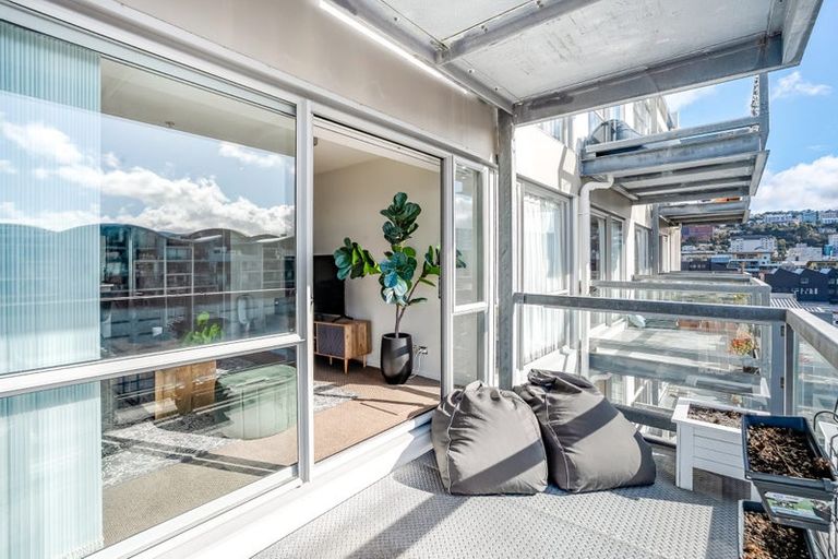 Photo of property in Sol Apartments, 23/37 Jessie Street, Te Aro, Wellington, 6011
