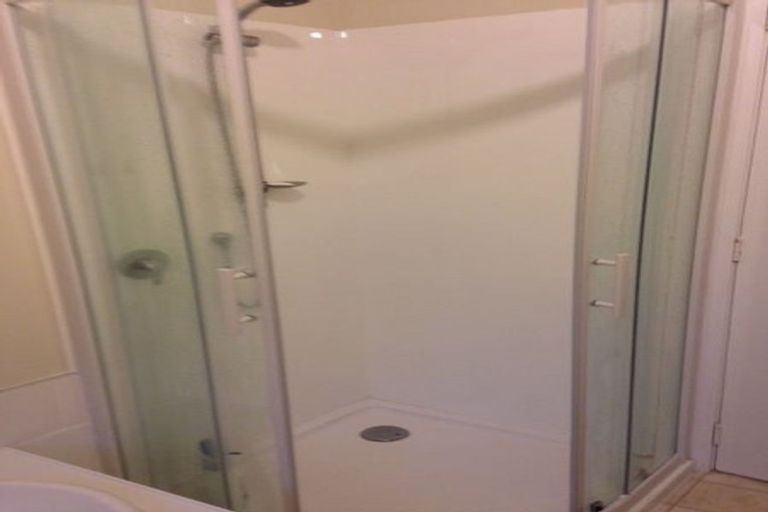 Photo of property in 67 Allington Road, Karori, Wellington, 6012