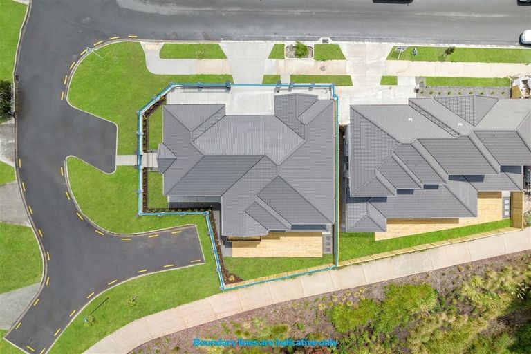 Photo of property in 15 Drumconnell Drive, Flat Bush, Auckland, 2019