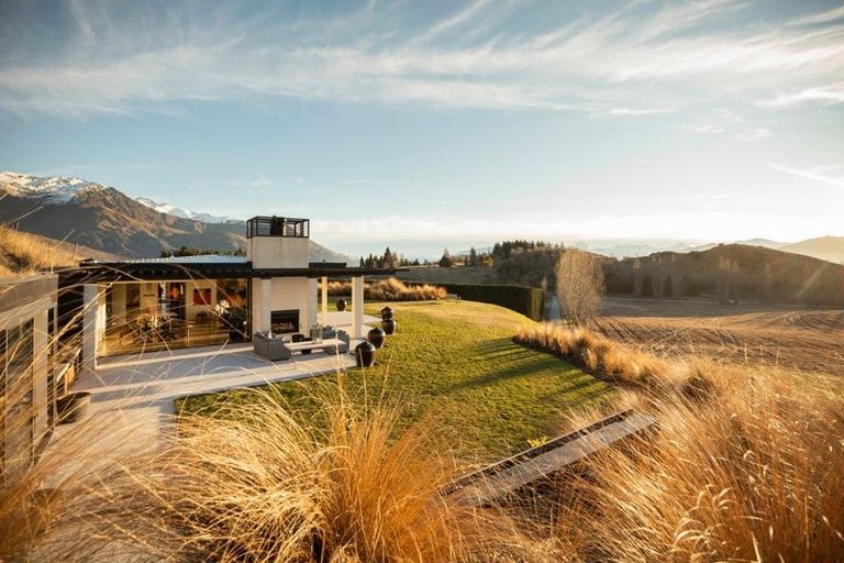 Photo of property in 49 Jeffery Road, Arrow Junction, Queenstown, 9371