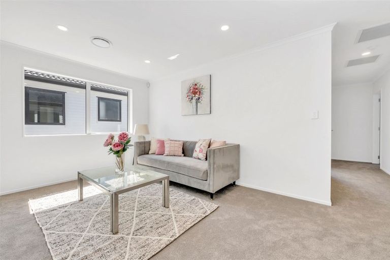 Photo of property in 76 Ksenia Drive, Flat Bush, Auckland, 2019