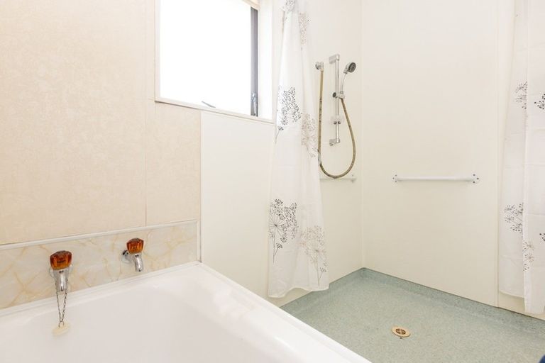 Photo of property in 60 York Avenue, Tamatea, Napier, 4112
