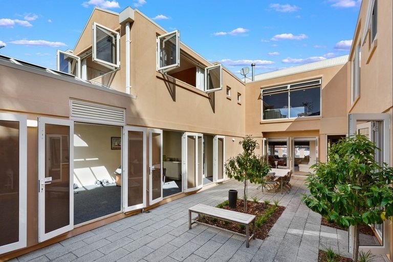 Photo of property in 4 Noel Avenue, Orewa, 0931