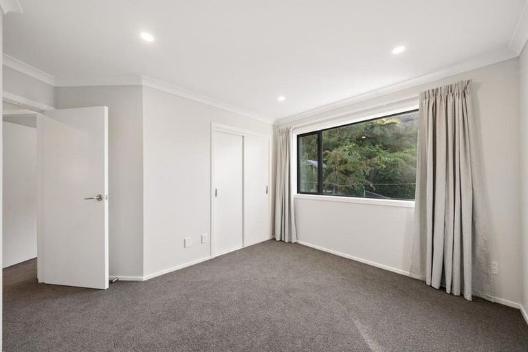 Photo of property in 44e Phillip Street, Johnsonville, Wellington, 6037