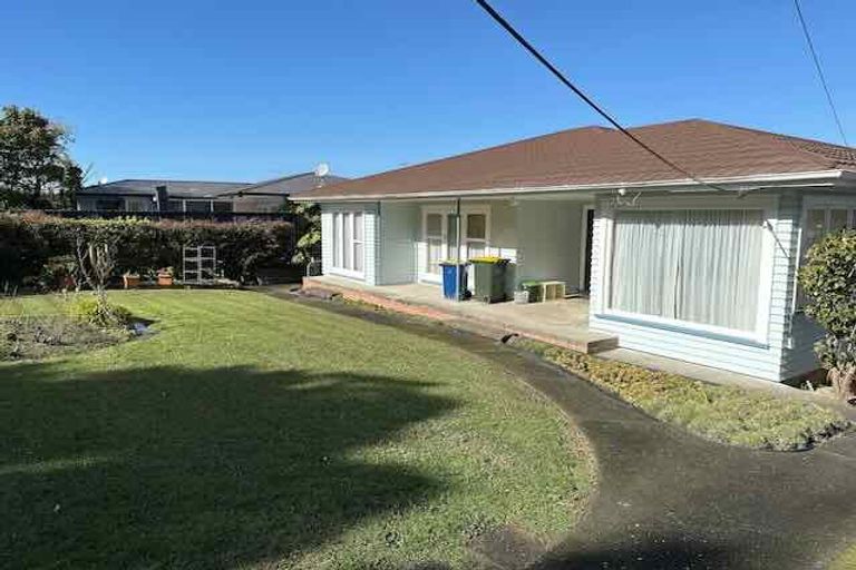 Photo of property in 21 Monarch Avenue, Hillcrest, Auckland, 0627