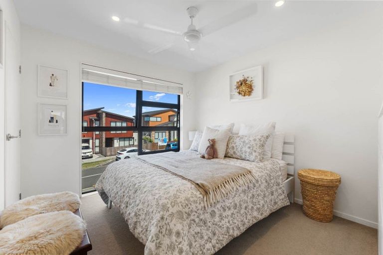 Photo of property in 58 Turret Lane, Hobsonville, Auckland, 0616