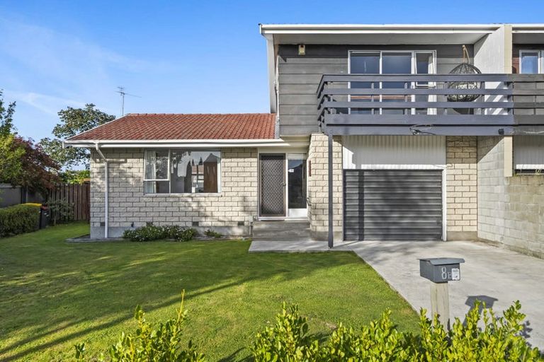 Photo of property in 2/8 Applewood Place, Casebrook, Christchurch, 8051