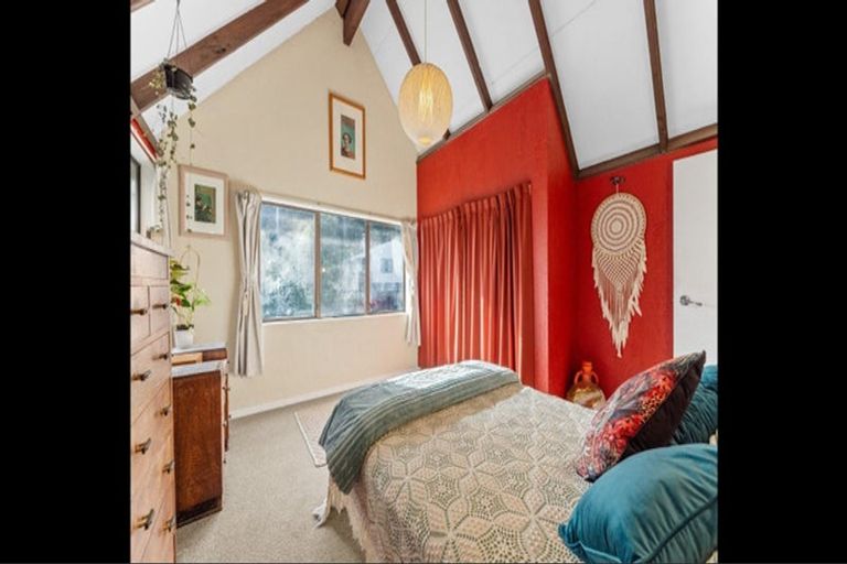 Photo of property in 10 Mamaku Street, Paraparaumu, 5032