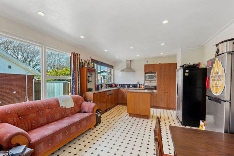 Photo of property in 7 Ballantyne Avenue, Upper Riccarton, Christchurch, 8041