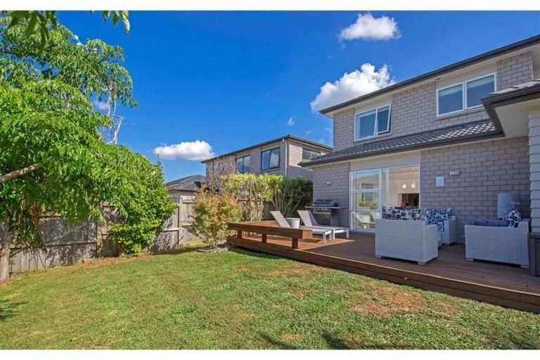 Photo of property in 24 Castlederg Drive, Flat Bush, Auckland, 2019