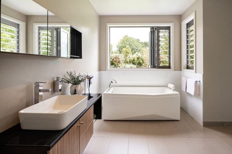 Photo of property in 63 Windmill Road, Tamahere, Hamilton, 3283