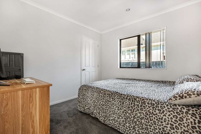 Photo of property in 45a Porchester Road, Papakura, 2110
