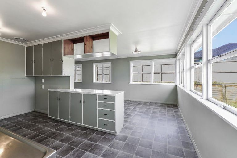 Photo of property in 2/2 Eden Avenue, Te Awamutu, 3800