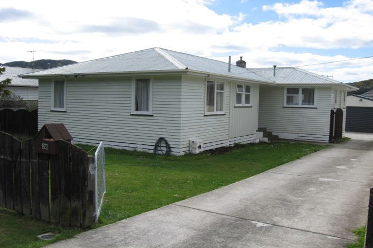 Photo of property in 28 Karaka Street, Wainuiomata, Lower Hutt, 5014
