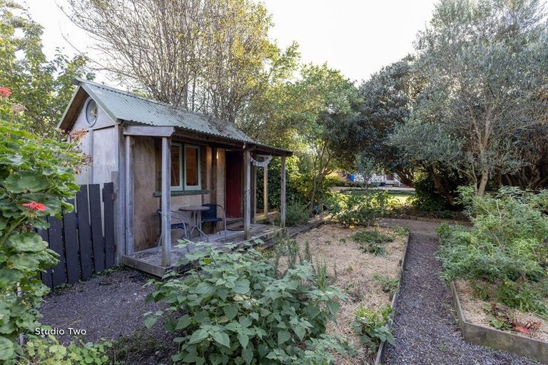 Photo of property in 144 Tilley Road, Paekakariki, 5034