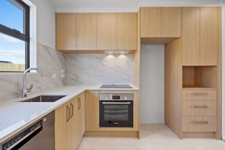 Photo of property in 5/2 Huia Street, Riccarton, Christchurch, 8041