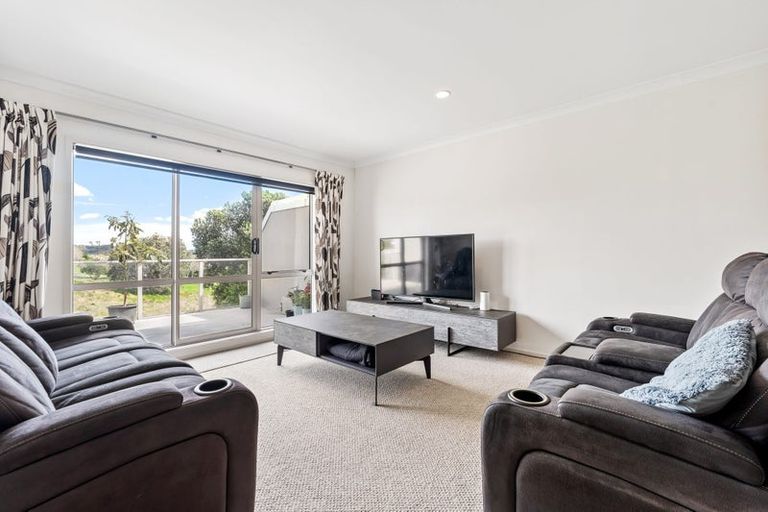 Photo of property in Santa Rosa, 52/340 Gulf Harbour Drive, Gulf Harbour, Whangaparaoa, 0930