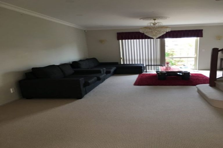 Photo of property in 40 Kestev Drive, Flat Bush, Auckland, 2016