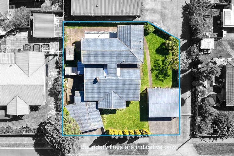 Photo of property in 73 Rimu Street, New Lynn, Auckland, 0600