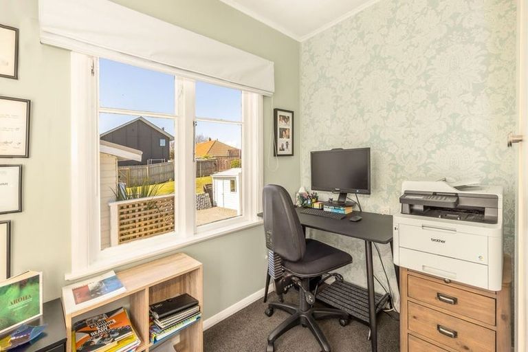 Photo of property in 71 Golf Road, Paraparaumu Beach, Paraparaumu, 5032