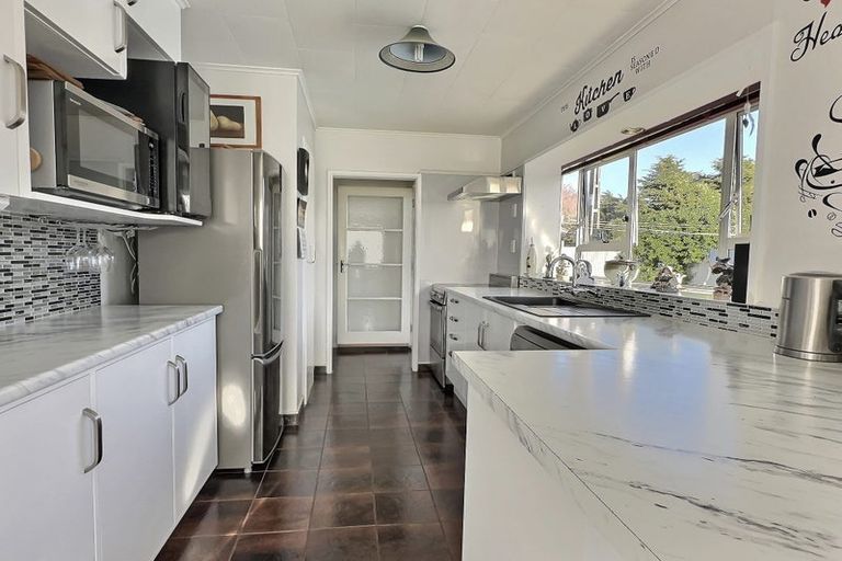 Photo of property in 19 Kirkcaldy Crescent, Flaxmere, Hastings, 4120