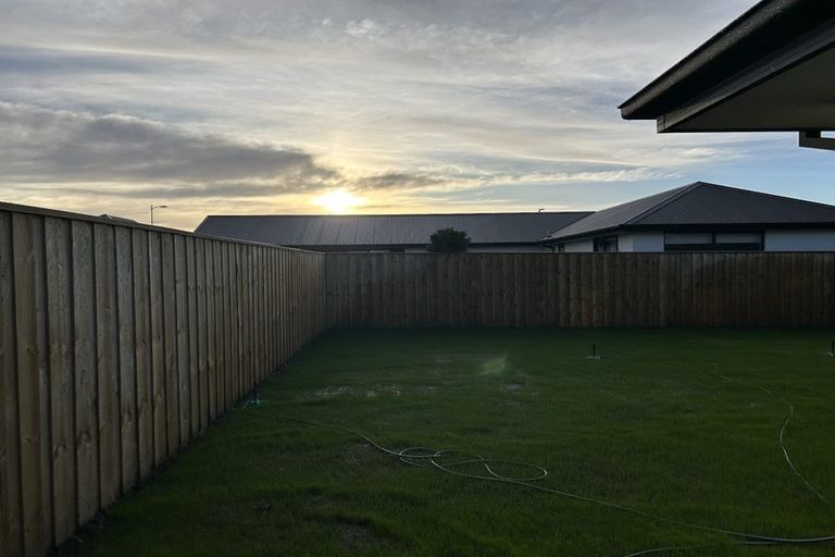 Photo of property in 4 Crosado Place, Rolleston, 7614