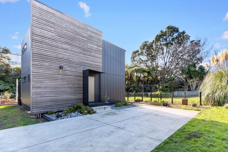 Photo of property in 36b Gaine Street, New Plymouth, 4310